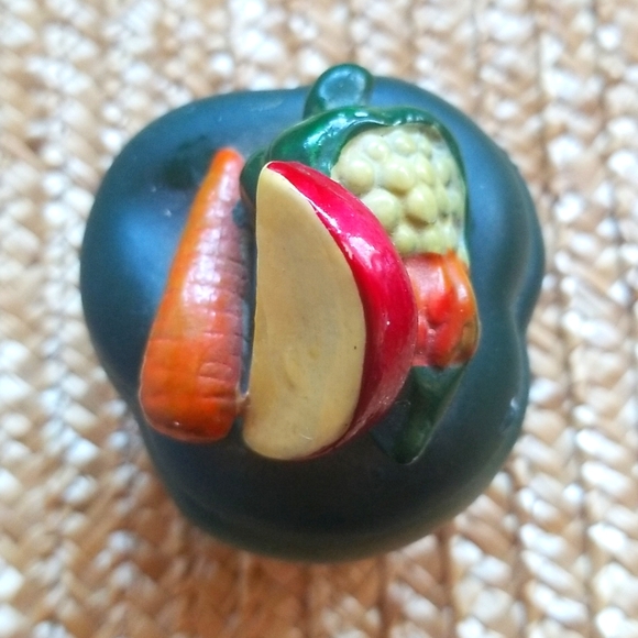 Vintage, collectible anthromorphic jars. Candle. - Picture 3 of 15